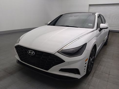 Used 2021 Hyundai Sonata Limited FWD image 15