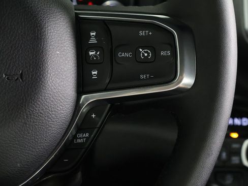 Used 2025 RAM 1500 Laramie AWD/4WD image 41