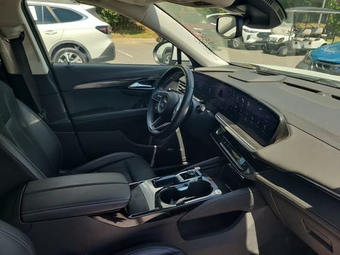 Used 2024 Buick Envision Preferred AWD/4WD image 27