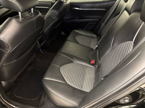 Used 2023 Toyota Camry SE FWD image 15