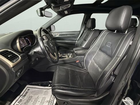 Used 2017 Jeep Grand Cherokee Overland image 17