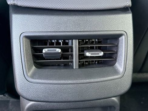 New 2025 Chevrolet Equinox EV RS image 25