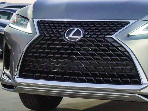 Used 2022 Lexus RX 350 FWD image 9