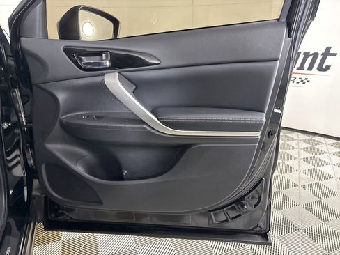 Used 2022 Mitsubishi Eclipse Cross SE image 25