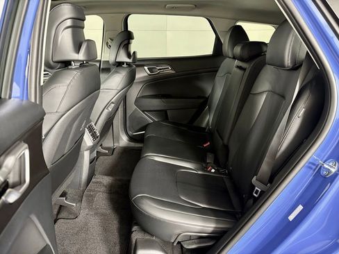 New 2026 Kia Sportage EX image 38