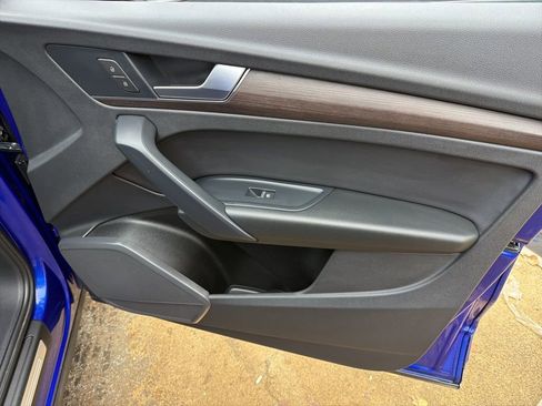 Used 2021 Audi Q5 2.0T Premium image 25