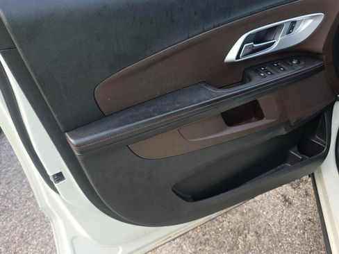 Used 2015 Chevrolet Equinox LT w/ Chrome Appearance Package FWD image 10