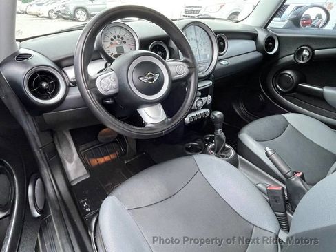 Used 2010 MINI Cooper Hardtop image 13