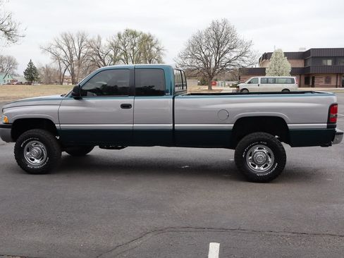 Used 1996 Dodge Ram 2500 Truck 4x4 Club Cab image 9