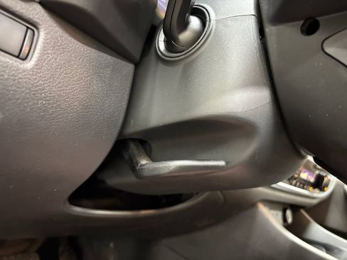 Used 2023 Nissan Rogue SV AWD/4WD image 28