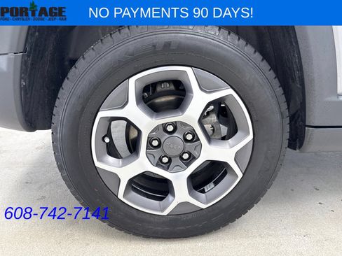Used 2022 Jeep Compass Trailhawk w/ Trailhawk Elite Group AWD/4WD image 45