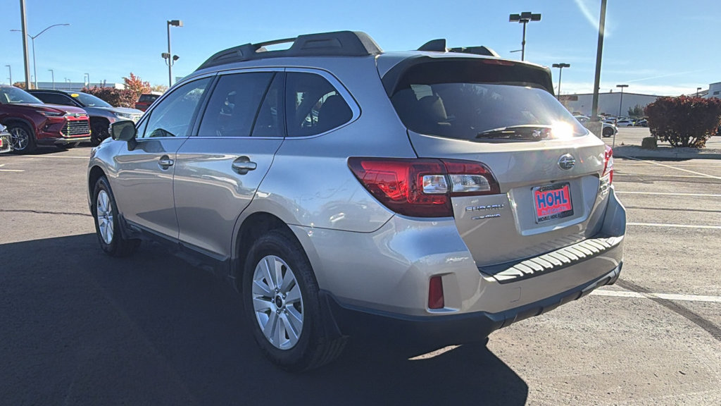 Used 2017 Subaru Outback 2.5i Premium AWD/4WD image 5