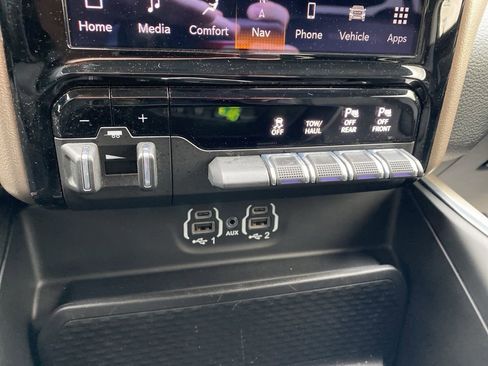 Used 2022 RAM 1500 Laramie image 28