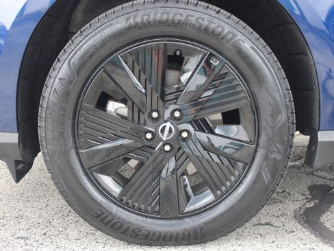 Certified 2025 Nissan Murano SV AWD/4WD image 28