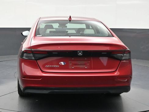Used 2023 Honda Accord LX image 4