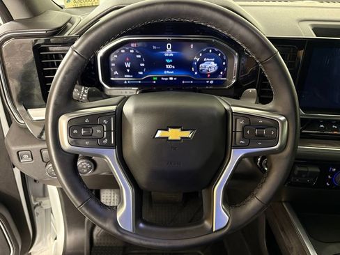 Used 2025 Chevrolet Silverado 1500 LTZ RWD image 24