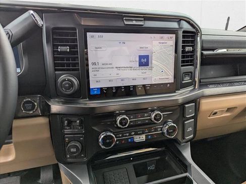 New 2026 Ford F250 Lariat w/ Black Appearance Package image 12