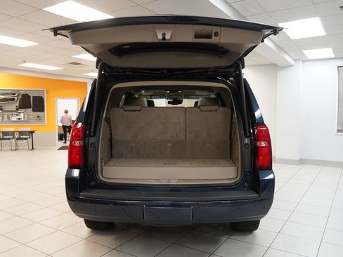 Used 2018 Chevrolet Tahoe LT AWD/4WD image 11