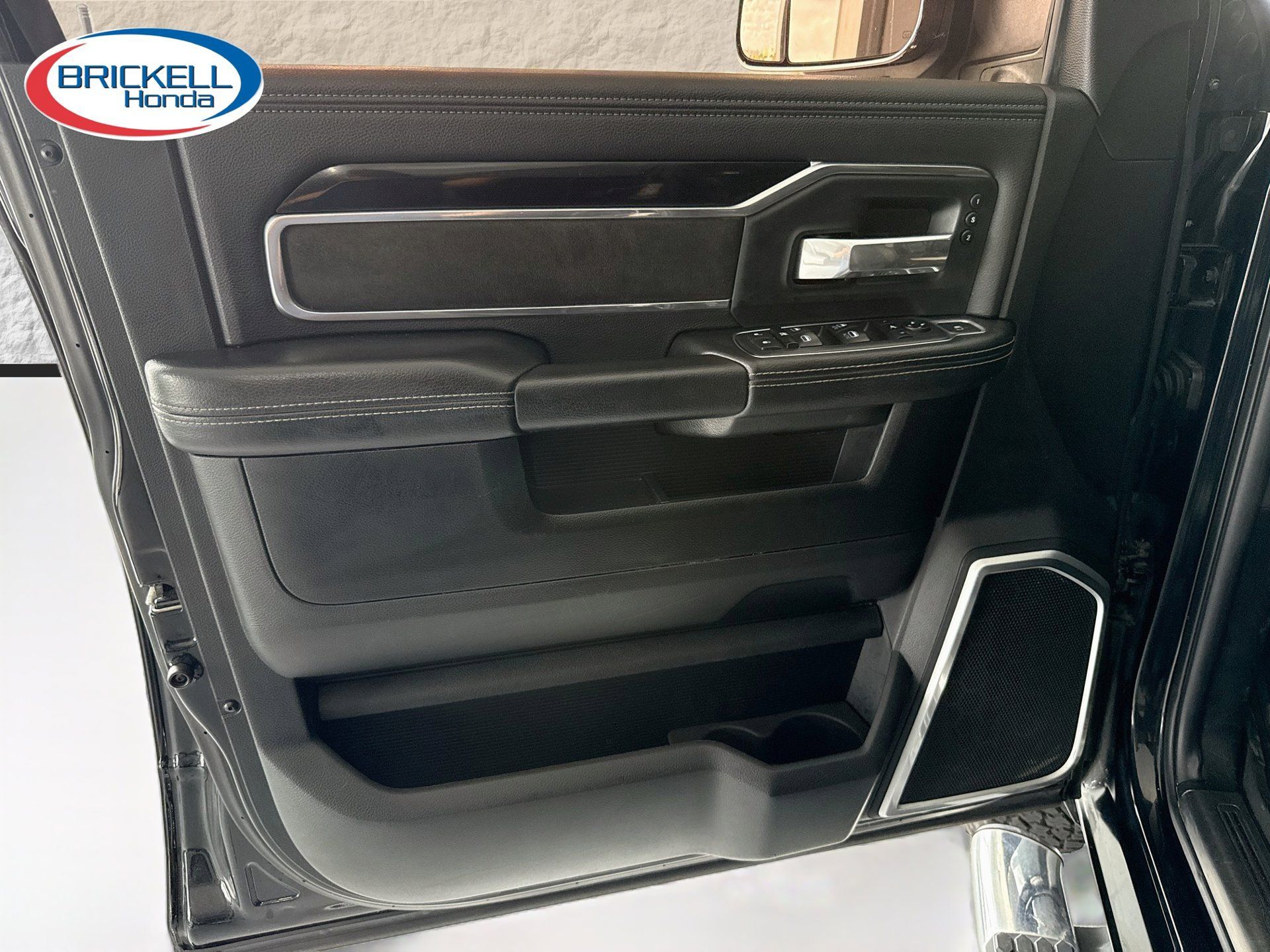Used 2019 RAM 3500 Laramie AWD/4WD image 21