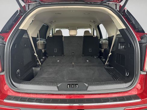 Used 2023 Ford Explorer Limited AWD/4WD image 20
