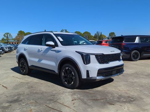 New 2026 Kia Sorento S AWD/4WD image 2