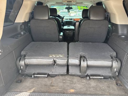 Used 2011 GMC Yukon SLT RWD image 10
