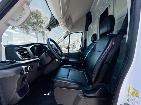 Used 2024 Ford Transit 250 148 High Roof Extended w/ Load Area Protection Package RWD image 14