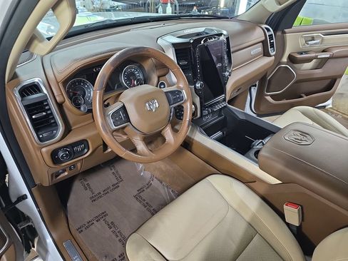 Used 2021 RAM 1500 Laramie AWD/4WD image 14