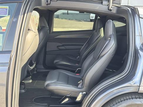 Used 2022 Tesla Model X Plaid image 27