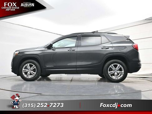 Used 2020 GMC Terrain SLE w/ Driver Convenience Package AWD/4WD image 29