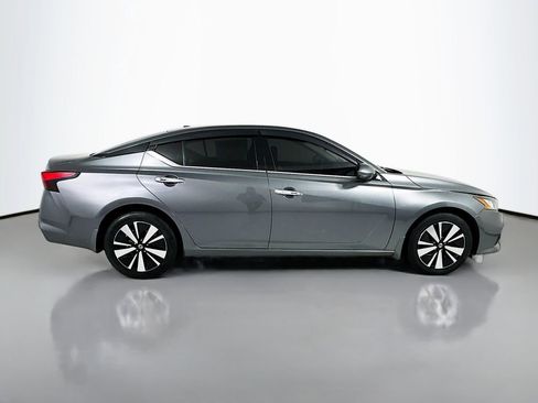Used 2022 Nissan Altima 2.5 SL AWD/4WD image 9