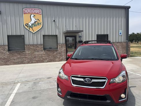 Used 2016 Subaru Crosstrek 2.0i Premium w/ Special Edition AWD/4WD image 4