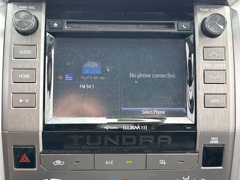 Used 2018 Toyota Tundra SR5 AWD/4WD image 28
