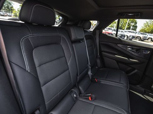 Used 2024 Chevrolet Blazer EV LT AWD/4WD image 32