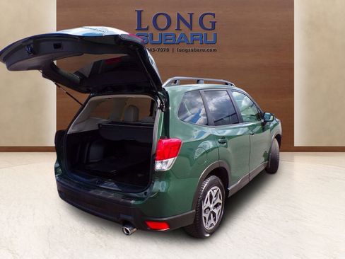 Certified 2024 Subaru Forester Premium AWD/4WD image 38