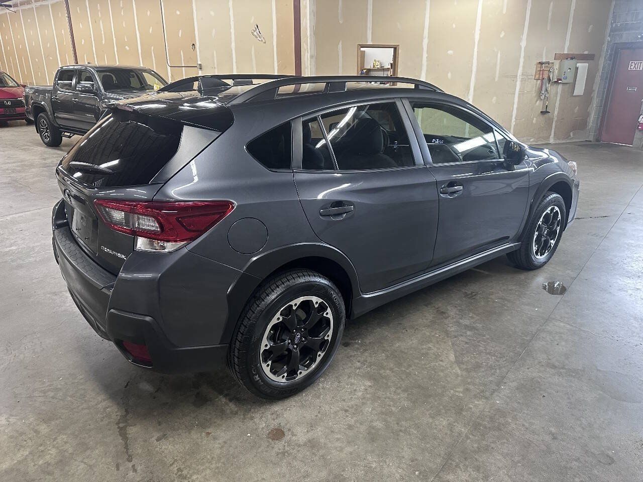 Used 2021 Subaru Crosstrek 2.0i Premium w/ Moonroof Package AWD/4WD image 3