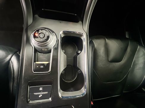 Used 2019 Ford Fusion Titanium image 26