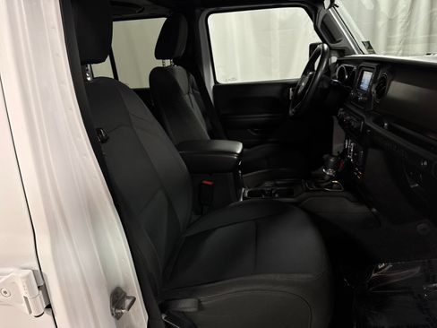 Used 2018 Jeep Wrangler Unlimited Sport S AWD/4WD image 26