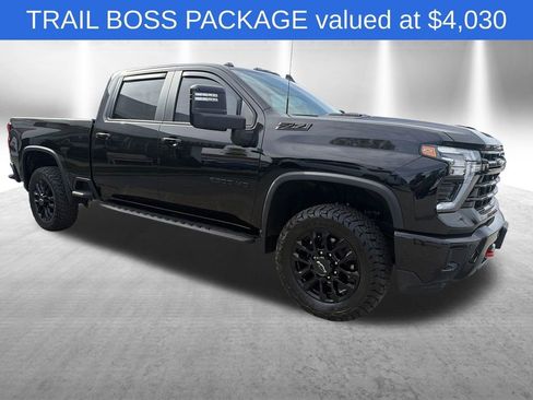 Used 2026 Chevrolet Silverado 2500 LT w/ Trail Boss Package AWD/4WD image 8