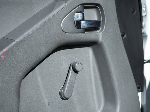 Used 2016 Nissan Frontier S image 15