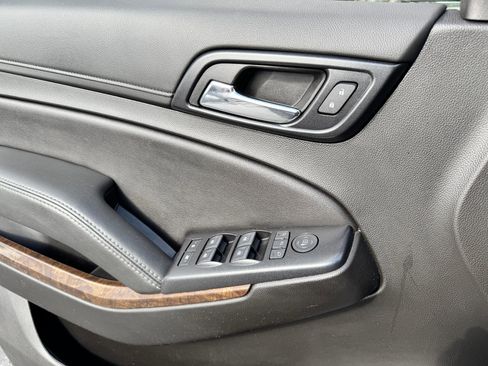 Used 2019 Chevrolet Tahoe LT image 29