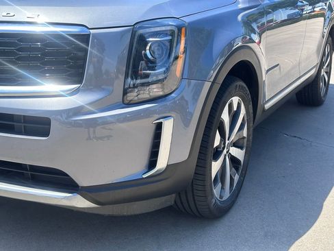 Used 2022 Kia Telluride S FWD image 5