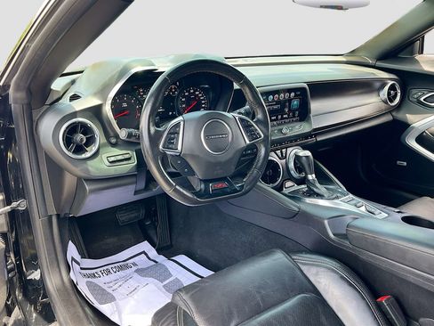Used 2018 Chevrolet Camaro SS w/ Redline Edition RWD image 9