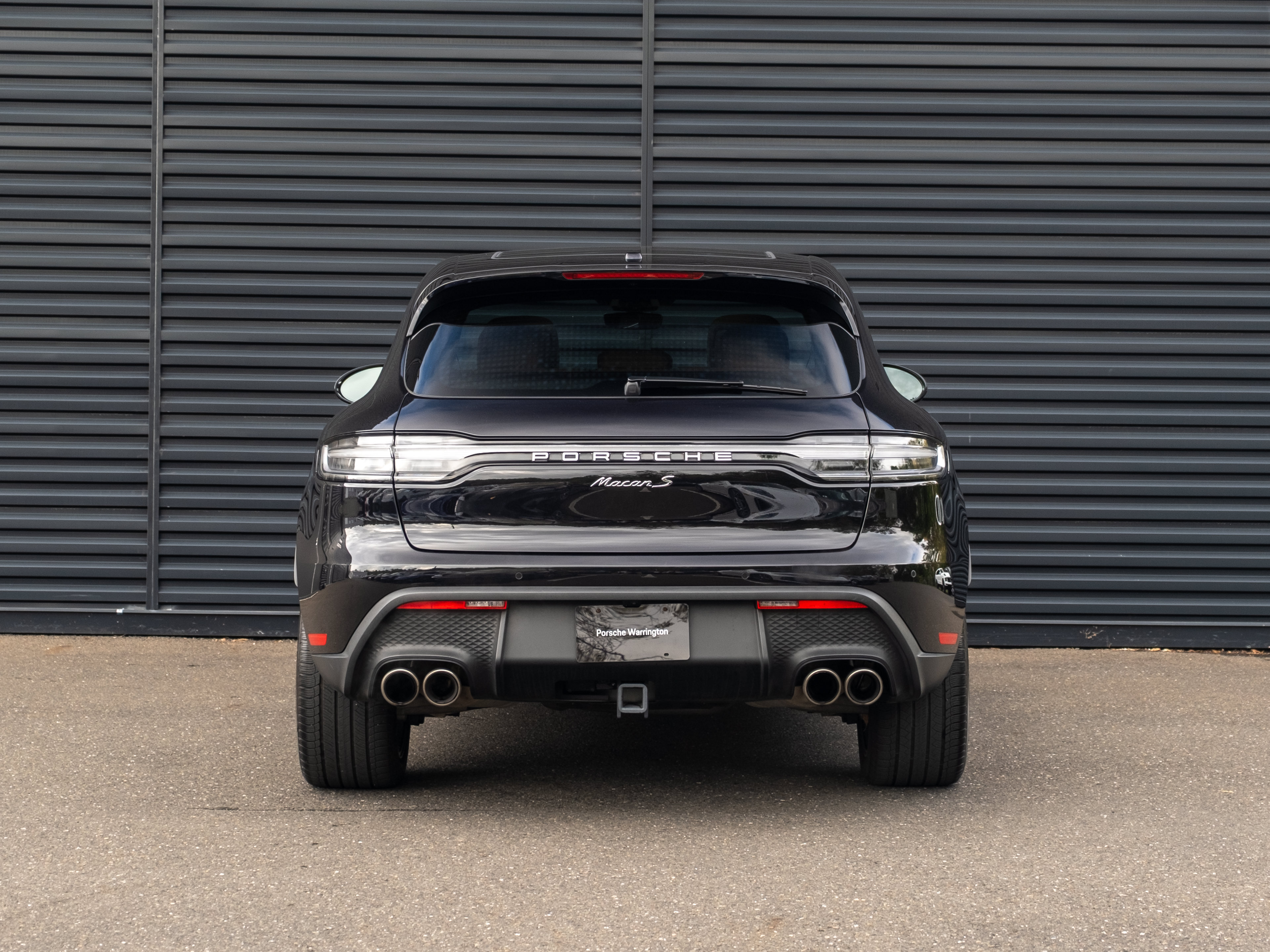 Certified 2023 Porsche Macan S AWD/4WD image 7