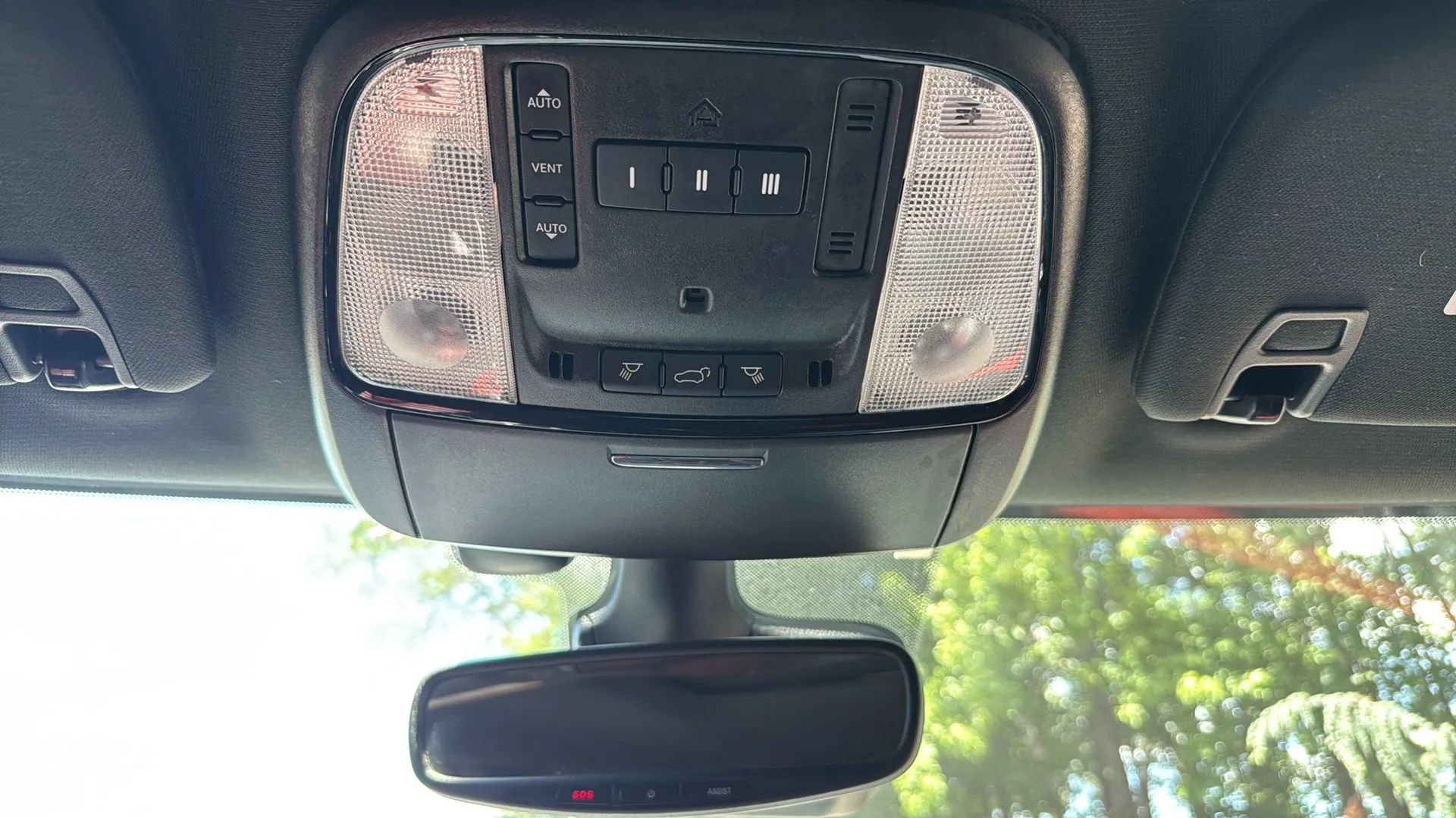 Used 2023 Dodge Durango SRT Hellcat AWD/4WD image 32