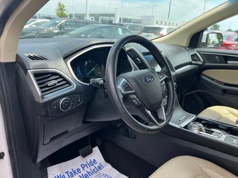 Used 2019 Ford Edge SEL w/ Equipment Group 201A AWD/4WD image 9