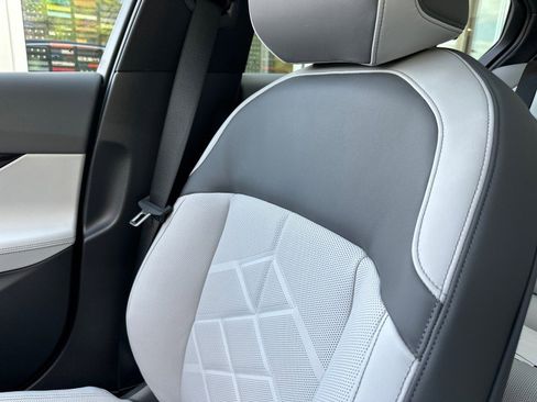 New 2026 BMW 530i w/ Premium Package RWD image 41