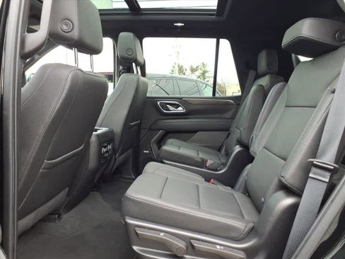 Used 2022 Chevrolet Tahoe Z71 w/ Luxury Package image 12