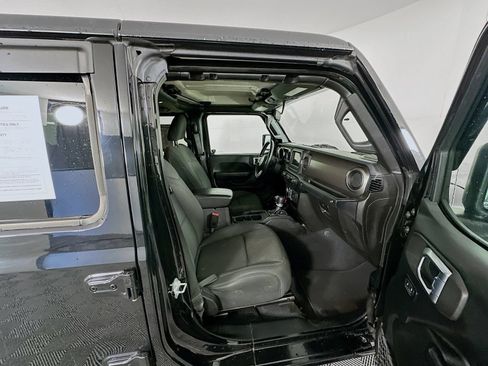 Used 2020 Jeep Gladiator Sport w/ Quick Order Package 24S AWD/4WD image 25