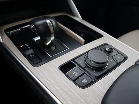 Used 2024 MAZDA CX-90 3.3 Turbo w/ Preferred Plus image 15